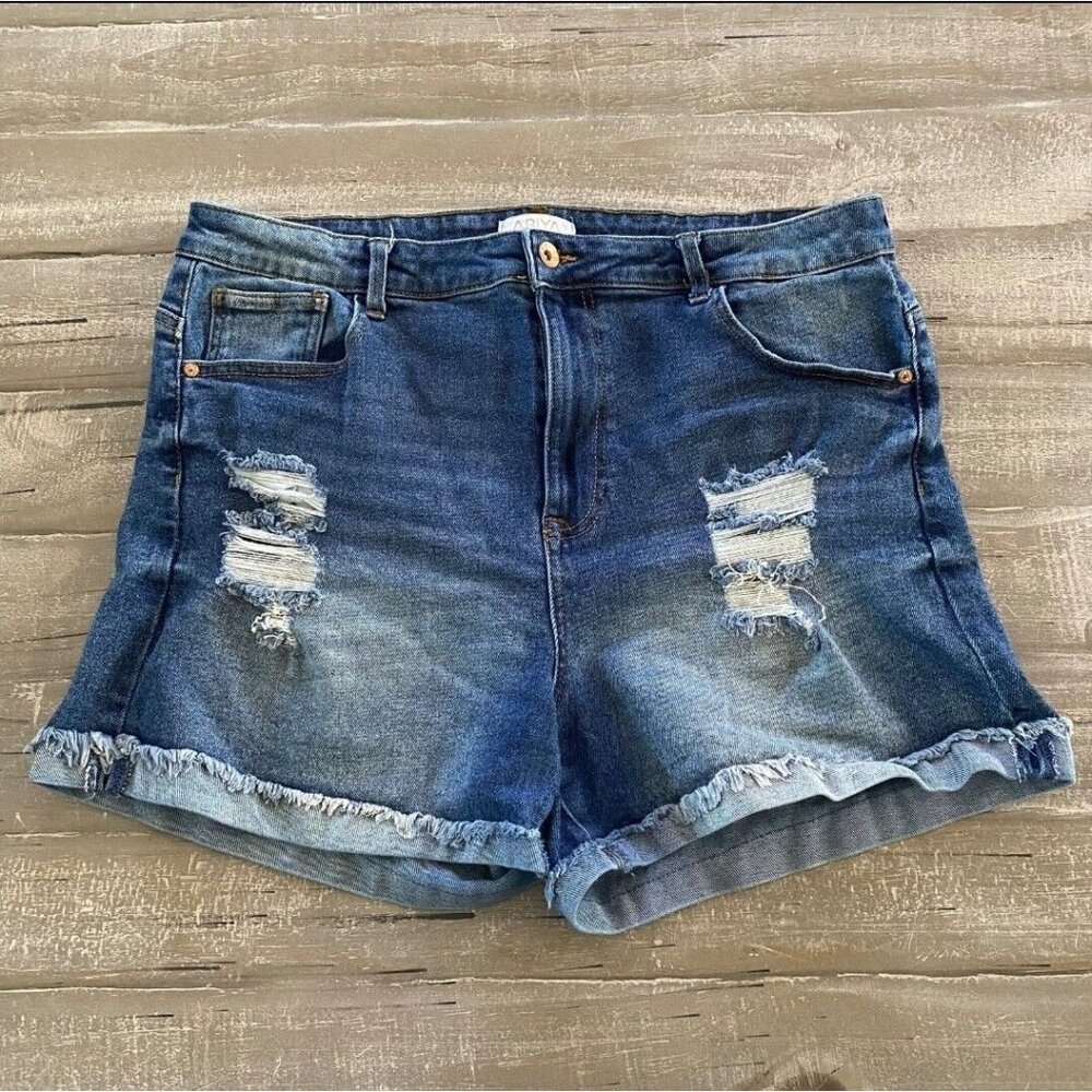 Ariya Distressed‎ Denim Shorts Juniors Size 17 High Rise Frayed Cuffed Hem Y2K